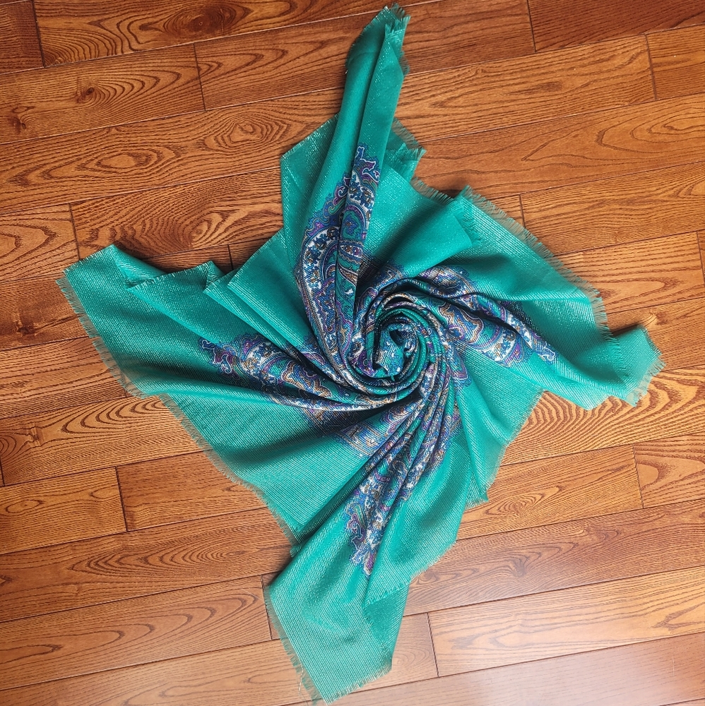 Large Norma Dori Paisley Scarf